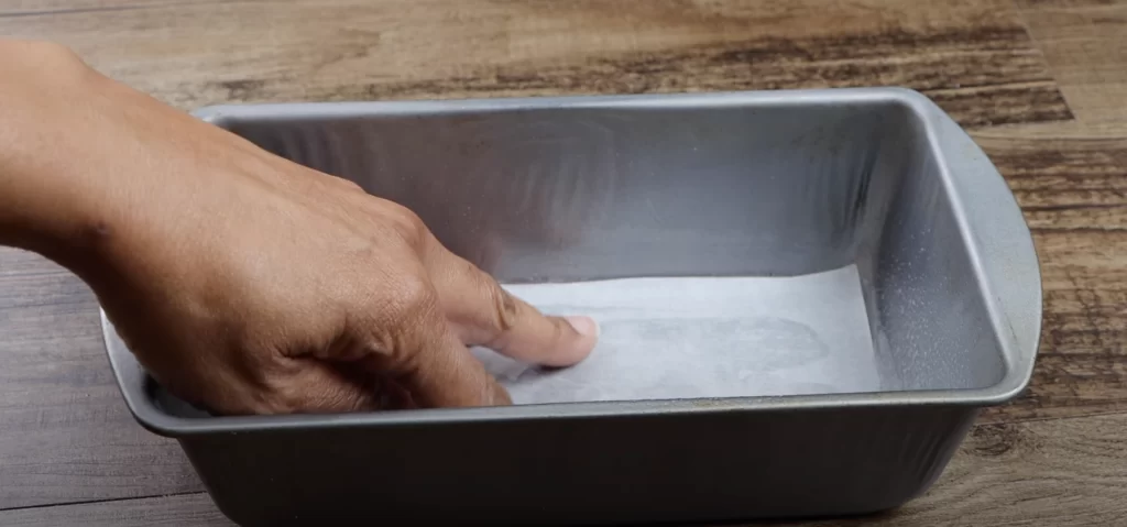 parchment paper in baking loaf pan